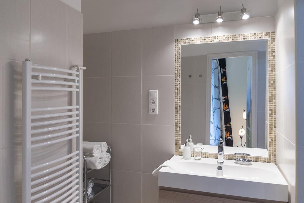 Standard Apartment By Hi5-Liszt Ferenc Square ブダペスト エクステリア 写真